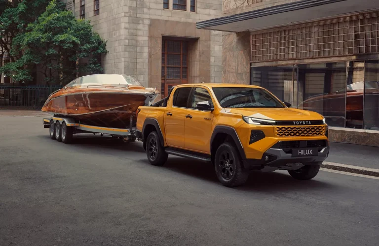 toyota-hilux-schneider-autohaz